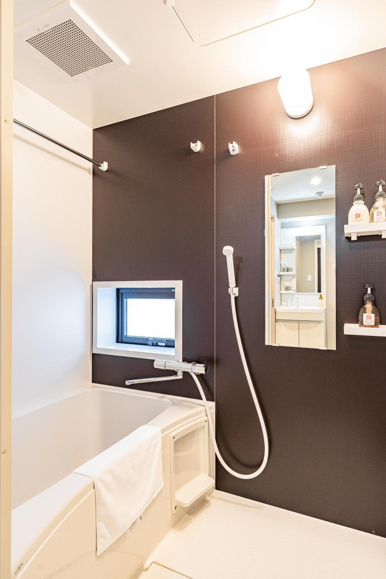 Apartment Hotel 11 Umeda Kamiyama Осака Экстерьер фото