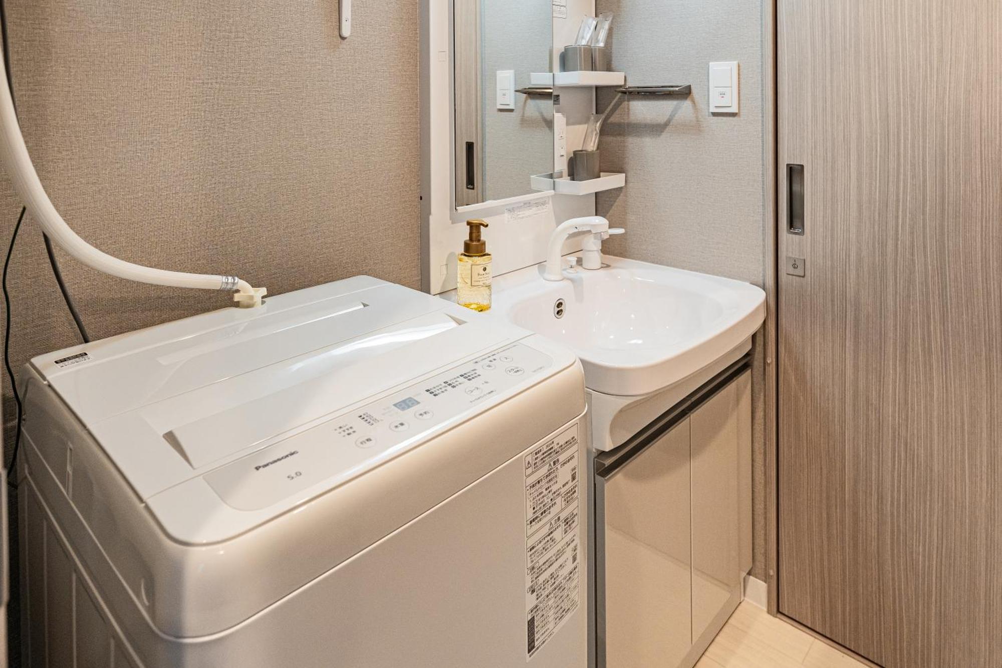 Apartment Hotel 11 Umeda Kamiyama Осака Экстерьер фото